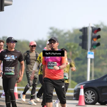 Runner Photo 6624733