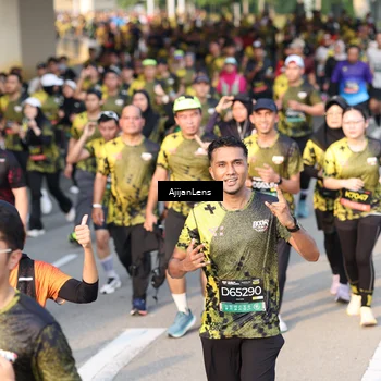 Runner Photo 6624758