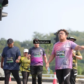 Runner Photo 6624802