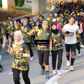 Runner Photo 6624887