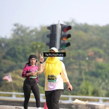 Runner Photo 6624893