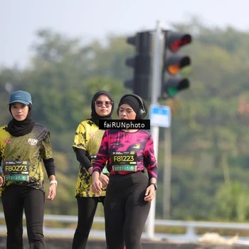 Runner Photo 6624899