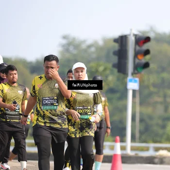 Runner Photo 6625002