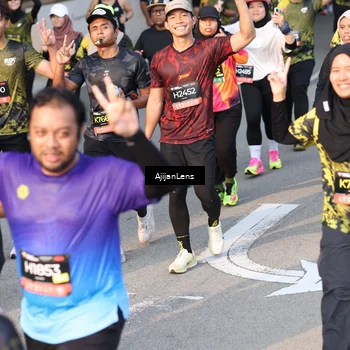 Runner Photo 6625024
