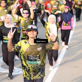Runner Photo 6625060