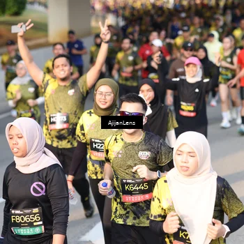 Runner Photo 6625092
