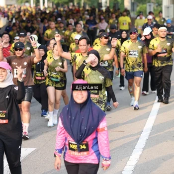 Runner Photo 6625146