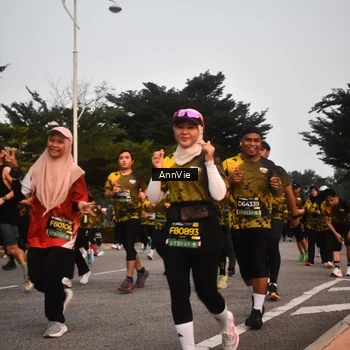Runner Photo 6625160