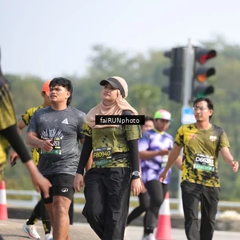 Runner Photo 6625164