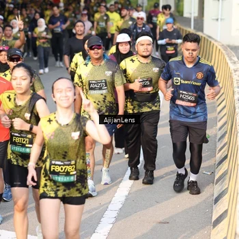 Runner Photo 6625211