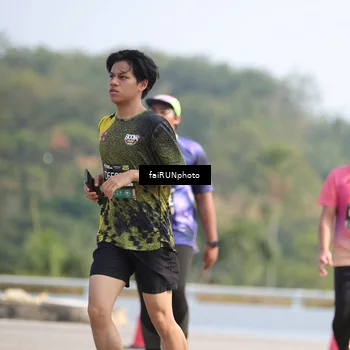 Runner Photo 6625245