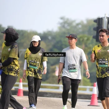 Runner Photo 6625294