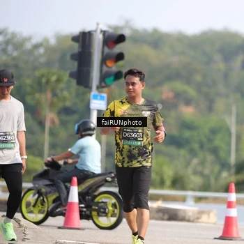 Runner Photo 6625295