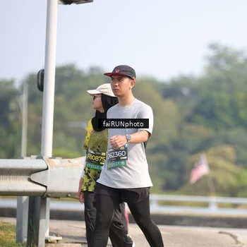 Runner Photo 6625307