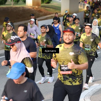 Runner Photo 6625408
