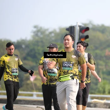 Runner Photo 6625474