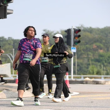 Runner Photo 6625601