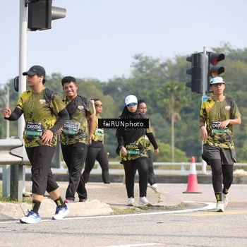 Runner Photo 6625696