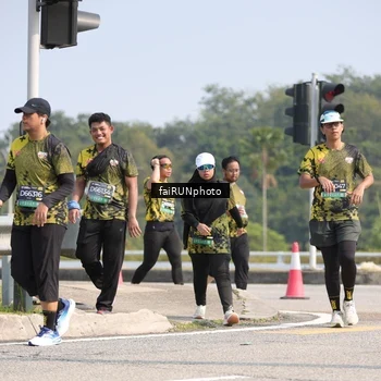 Runner Photo 6625715
