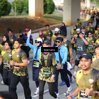 Runner Photo 6625789