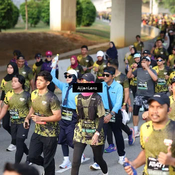 Runner Photo 6625792