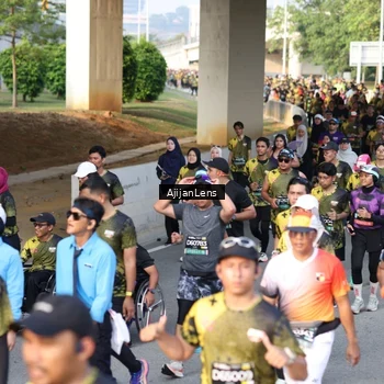 Runner Photo 6625824