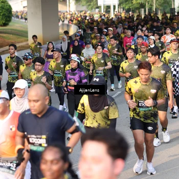 Runner Photo 6625859
