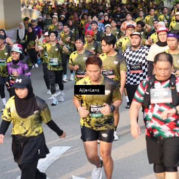 Runner Photo 6625875