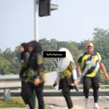 Runner Photo 6625914
