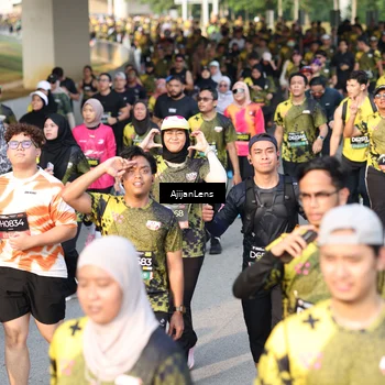 Runner Photo 6626002