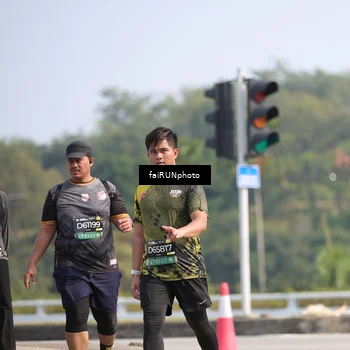 Runner Photo 6626012