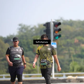 Runner Photo 6626016