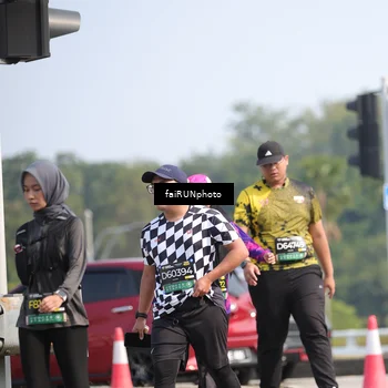 Runner Photo 6626032