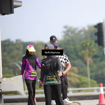 Runner Photo 6626044