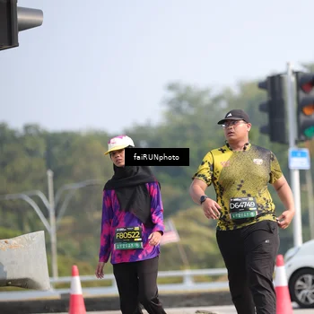 Runner Photo 6626056