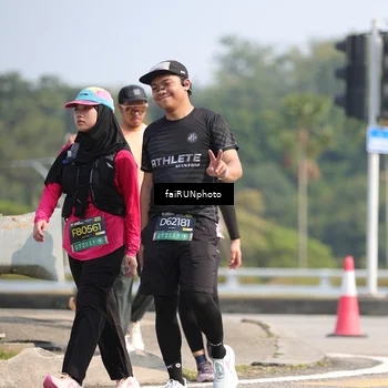 Runner Photo 6626108