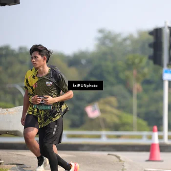 Runner Photo 6626190
