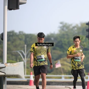 Runner Photo 6626201