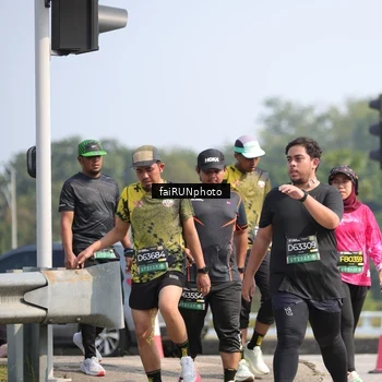 Runner Photo 6626237