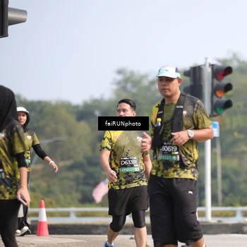 Runner Photo 6626352