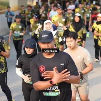 Runner Photo 6626376