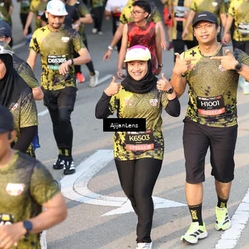 Runner Photo 6626438