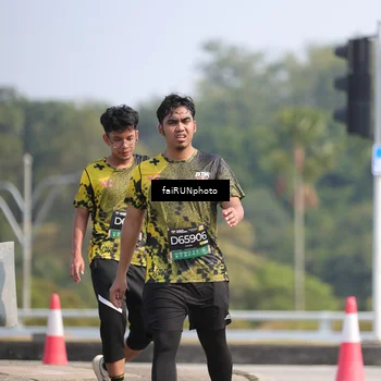 Runner Photo 6626580