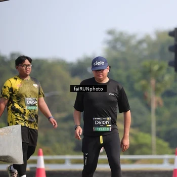 Runner Photo 6626626