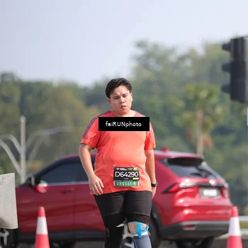 Runner Photo 6626663