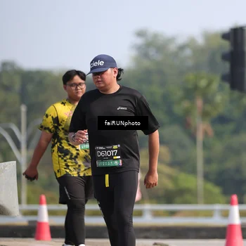 Runner Photo 6626667