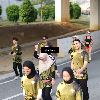 Runner Photo 6626692