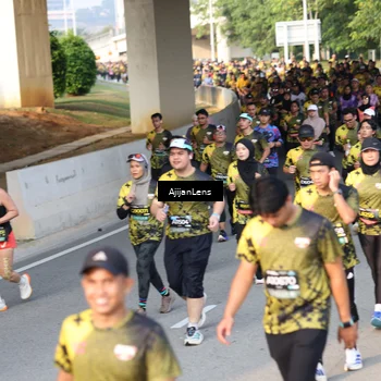 Runner Photo 6626714