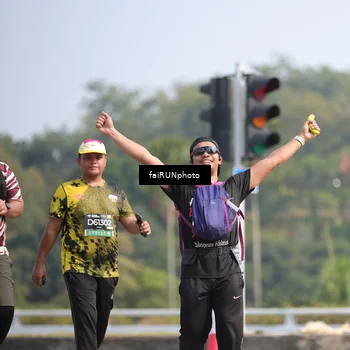 Runner Photo 6626727
