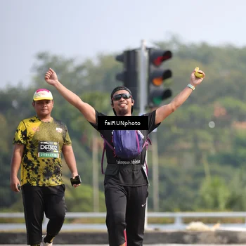 Runner Photo 6626728